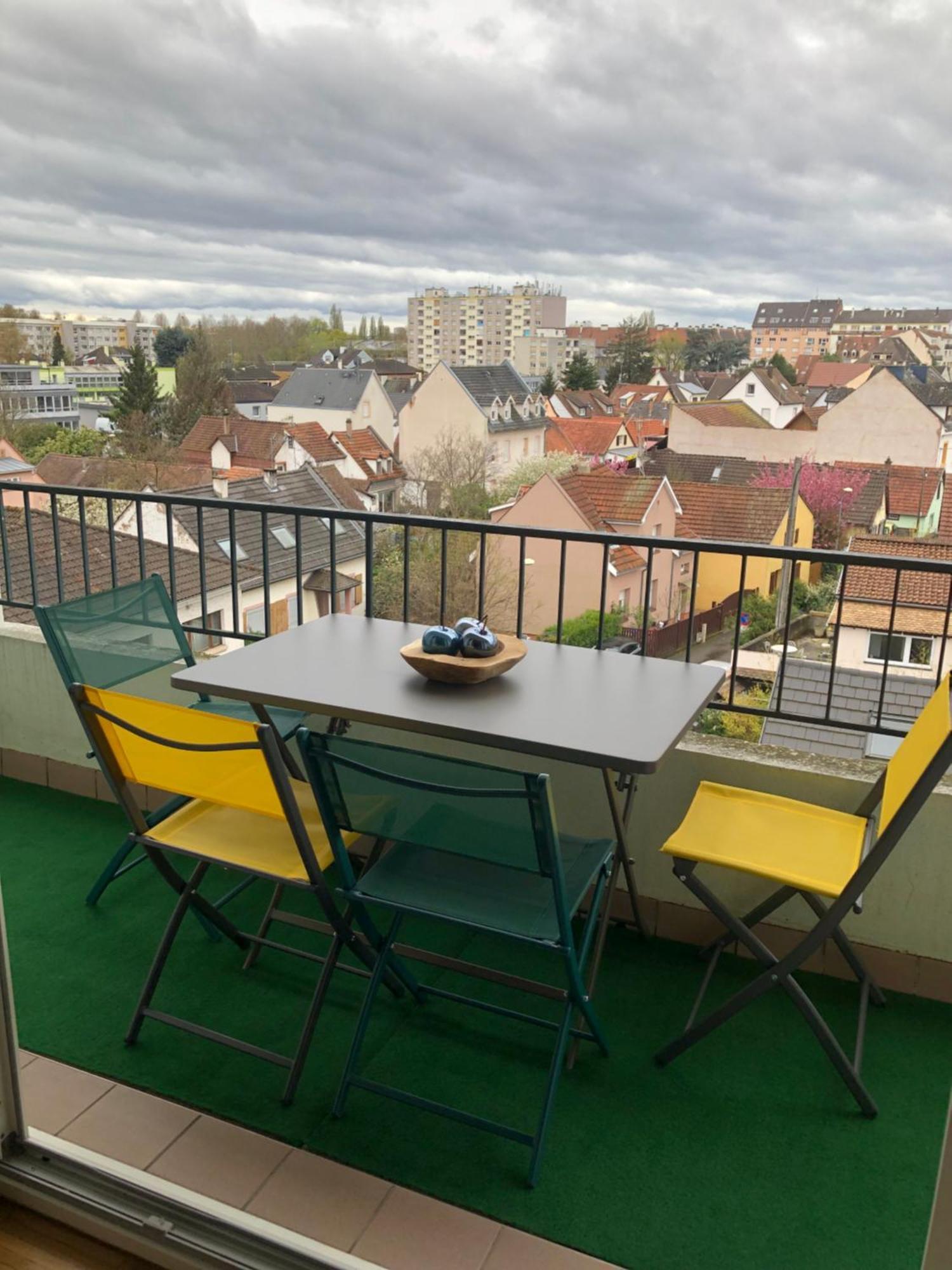 Appartement Bien Placée Et Vue Dégagée A Strasbourg Extérieur photo